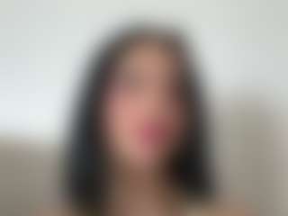 Kira Lopez's Live Sex Cam Show