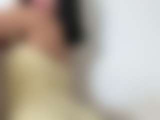 Kira Lopez's Live Sex Cam Show