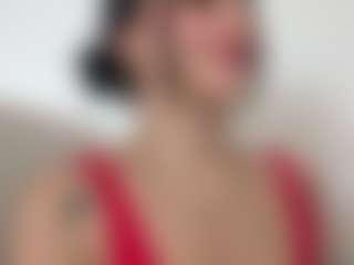 Kira Lopez's Live Sex Cam Show