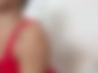 Kira Lopez's Live Sex Cam Show