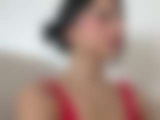 Live cam show with Kira Lopez - Sexwebcam Athletic on livesuperchat.net