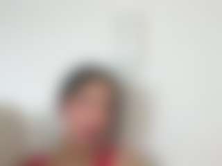 Live cam show with Kira Lopez - Latina Petite on Camsoda | colombia