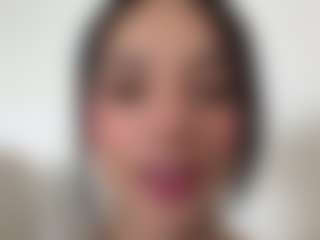 Kira Lopez's Live Sex Cam Show
