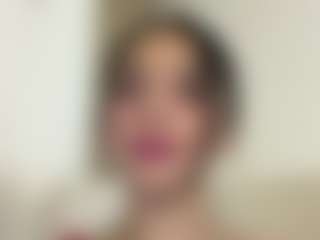 Kira Lopez's Live Sex Cam Show