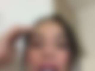 Kira Lopez's Live Sex Cam Show