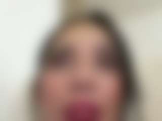 Kira Lopez's Live Sex Cam Show