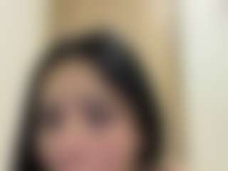 Kira Lopez's Live Sex Cam Show