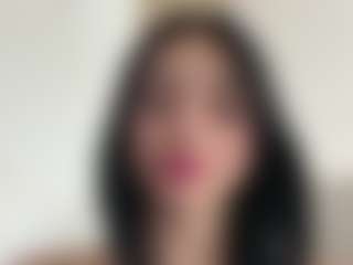 Kira Lopez's Live Sex Cam Show