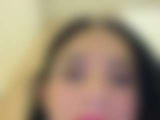Kira Lopez's Live Sex Cam Show