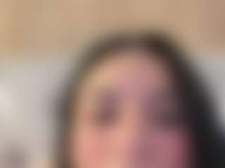 Kira Lopez's Live Sex Cam Show