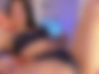 Kira Lopez's Live Sex Cam Show