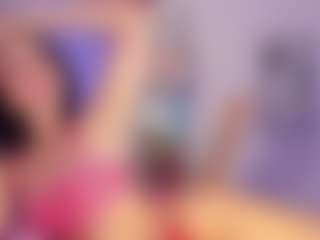 Kira Lopez's Live Sex Cam Show