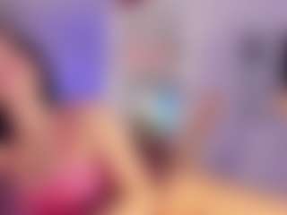 Kira Lopez's Live Sex Cam Show