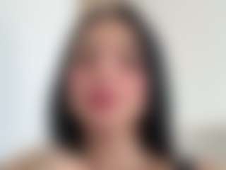 Kira Lopez's Live Sex Cam Show