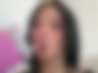Kira Lopez's Live Sex Cam Show