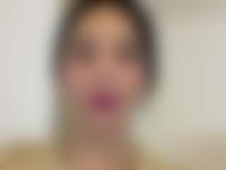 Kira Lopez's Live Sex Cam Show