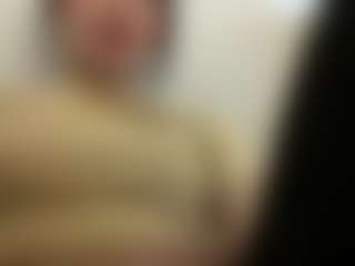 Kira Lopez's Live Sex Cam Show