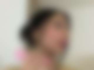 Kira Lopez's Live Sex Cam Show
