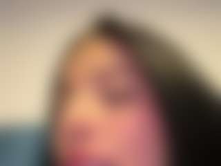 Kira Lopez's Live Sex Cam Show