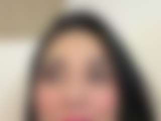 Kira Lopez's Live Sex Cam Show