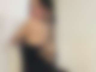 Kira Lopez's Live Sex Cam Show
