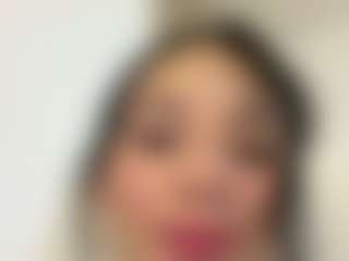Kira Lopez's Live Sex Cam Show