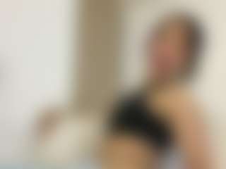 Kira Lopez's Live Sex Cam Show