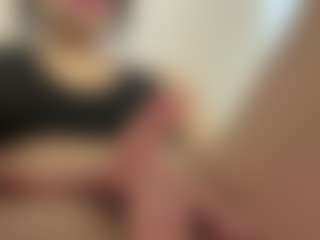 Kira Lopez's Live Sex Cam Show