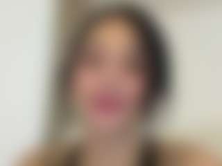 Kira Lopez's Live Sex Cam Show