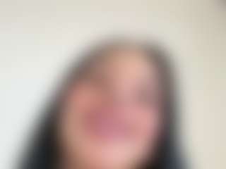 Kira Lopez's Live Sex Cam Show