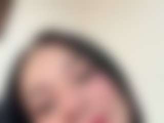 Kira Lopez's Live Sex Cam Show