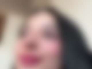 Live cam show with Kira Lopez - Spy Brown Hair on livesuperchat.net