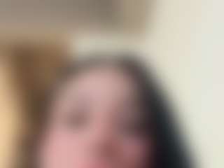 Kira Lopez's Live Sex Cam Show