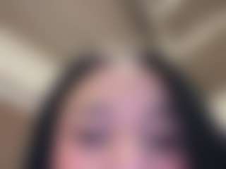 Kira Lopez's Live Sex Cam Show