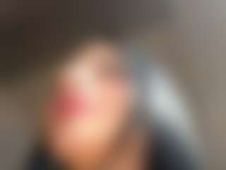 Kira Lopez's Live Sex Cam Show
