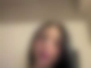 Kira Lopez's Live Sex Cam Show
