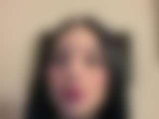 Kira Lopez's Live Sex Cam Show