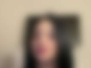 Kira Lopez's Live Sex Cam Show