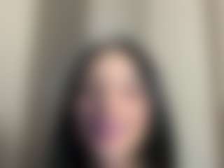 Kira Lopez's Live Sex Cam Show