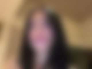 Kira Lopez's Live Sex Cam Show