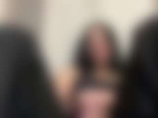 Kira Lopez's Live Sex Cam Show
