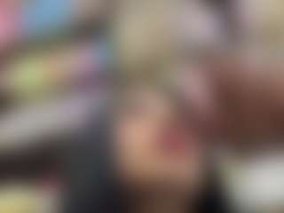 Kira Lopez's Live Sex Cam Show