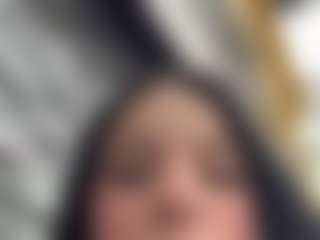 Kira Lopez's Live Sex Cam Show