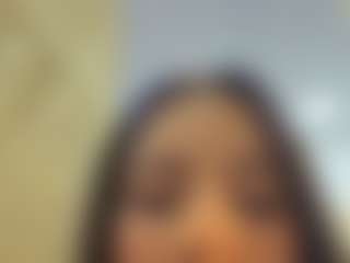 Kira Lopez's Live Sex Cam Show