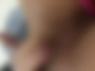 Kira Lopez's Live Sex Cam Show