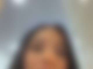 Kira Lopez's Live Sex Cam Show