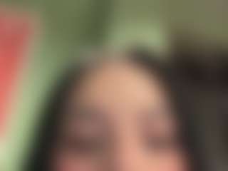 Kira Lopez's Live Sex Cam Show