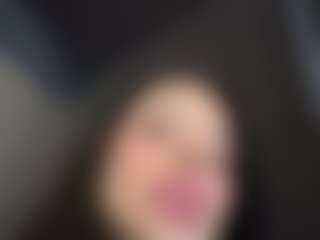 Live cam show with Kira Lopez - Asian Teen (18+) on CamwithHer
