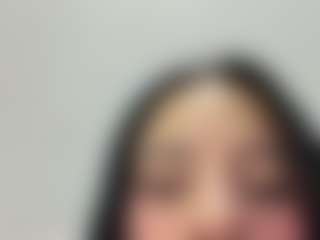 Kira Lopez's Live Sex Cam Show