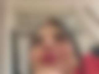 Kira Lopez's Live Sex Cam Show